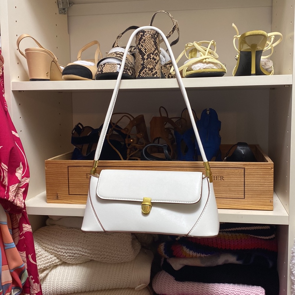 WHITE SHOULDER BAG